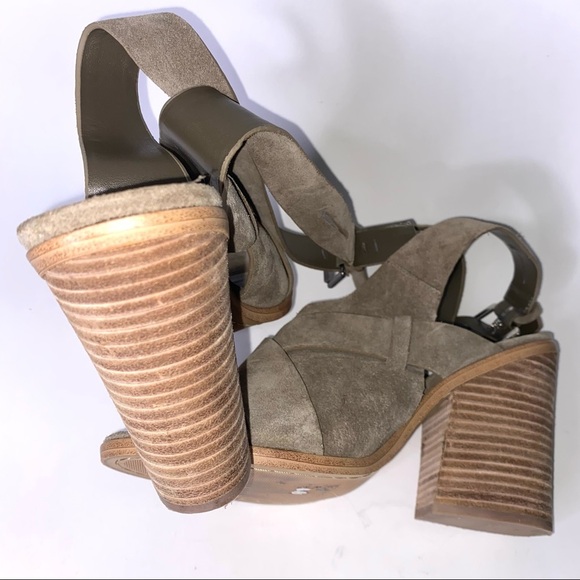 Marc Fisher Valen Crisscross Open Toe Leather Sandals Taupe Color Size 10 - Picture 8 of 11